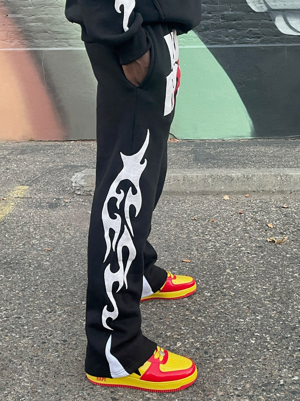 BLACK FALL FLARE PANTS